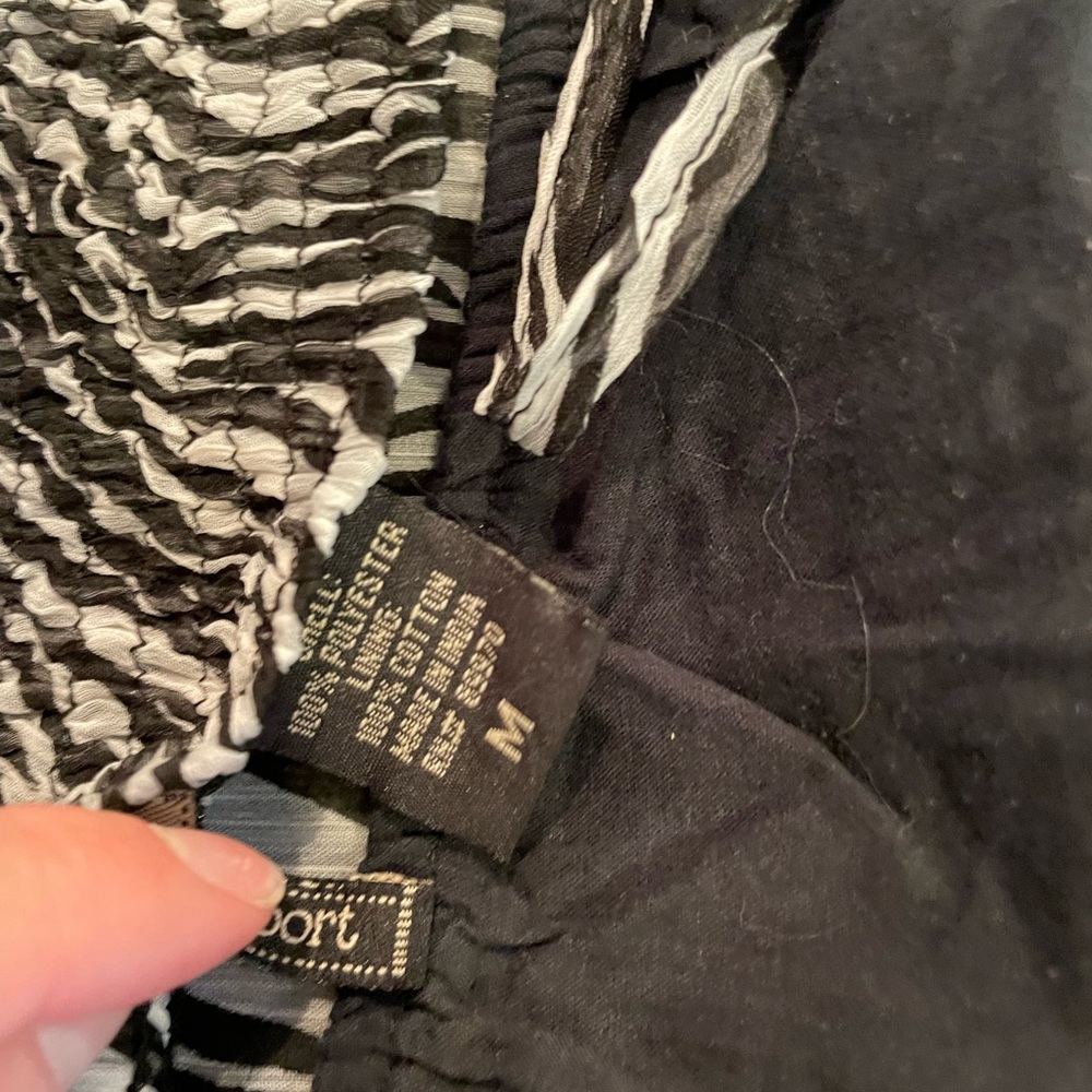 Zebra Top - Picture 2 of 2